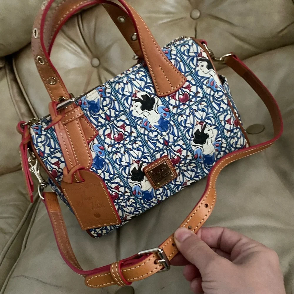 Disney Dooney & Bourke Snow White Mini Satchel 80th Dream Big Princess - Picture 12 of 16